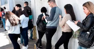 La prestación por desempleo creció 30% por despidos en la industria, comercio y construcción
